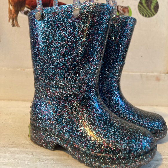 Silver sparkle wellies ☔️ rain boots - Picture 1 of 5